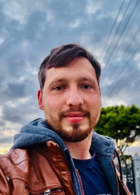 Konstantin из Torrance 34 года