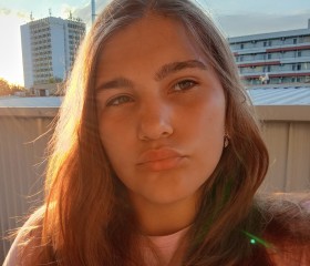 Daria, 19, Barlad