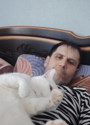 Дмитрий из Смоленска 44 года