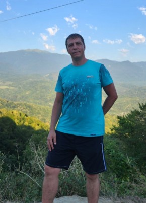 Dmitriy, 40, Russia, Saratov
