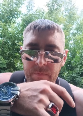 Анатолий из Новосибирска 41 год