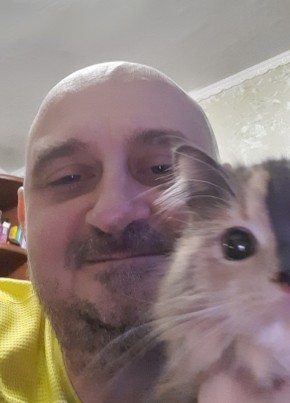 Роман из Орёла 43 года