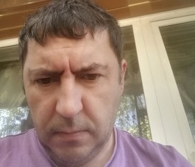 Олег, 46 лет, Елизово