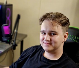 Fyedor, 18, Vladivostok