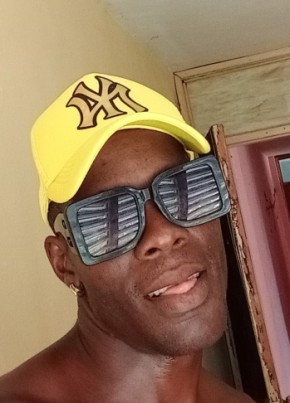 Gabriel Girón Ri из La Habana 32 года