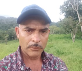 Ismael, 37, San Jose (Alajuela)