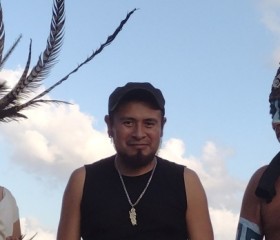José, 20, Santa Rosa Jauregui