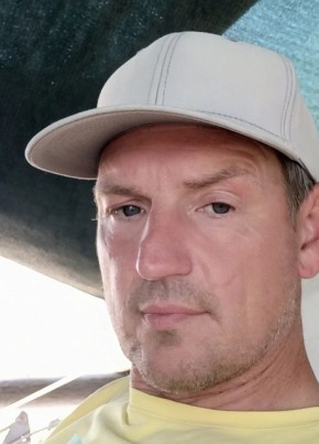 Konstantin, 42, Russia, Adler