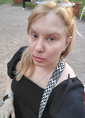 Алена, 33, Россия, Санкт-Петербург