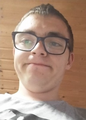 Tobi из München 18 лет