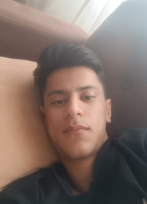Abbas из قَصَبِهِ كَرَج 18 лет