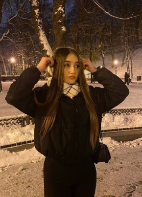 Елена, 23, Россия, Киров (Кировская обл.)
