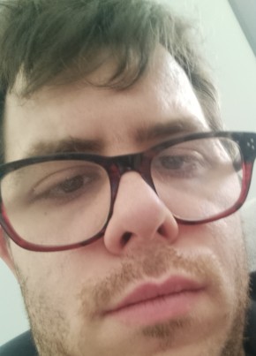 Nil, 27, Spain, Vic