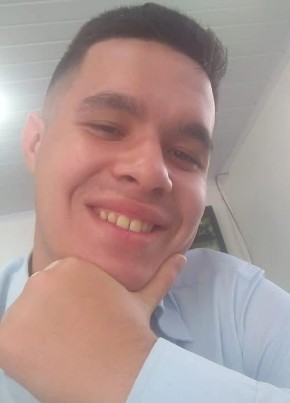 Josue из Chapecó 24 года