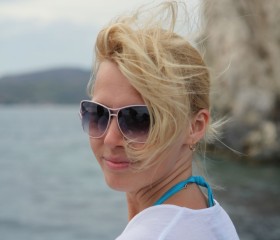 Svetlana, 42, Saint Petersburg