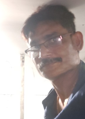 Bisu, 44, India, Rānāghāt