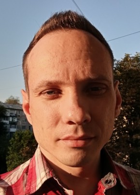Андрей Удальцов из Луганска 36 лет