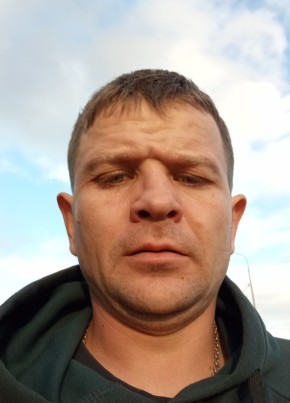 Максим из Пушкина 38 лет