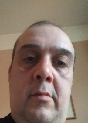 Suren Karapetyan, 49, Armenia, Yerevan