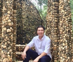 Coat, 44, Thanh Pho Phu Ly