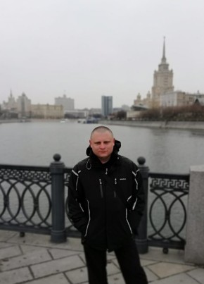 Роман, 40, Россия, Семикаракорск
