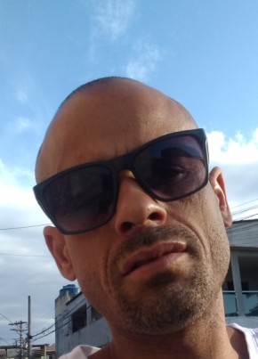 Roberto из Osasco 44 года