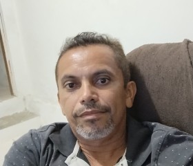 Michael, 39, Natal