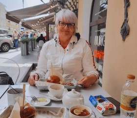 Людмила, 64 года, Алматы