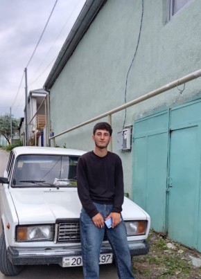 Ruslan из Ağdam 22 года