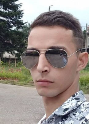Radoslav, 24, Република България, Монтана