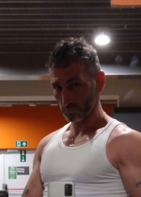 Paolo из Seraing 48 лет