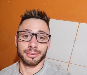 Willian, 20, Americo Brasiliense