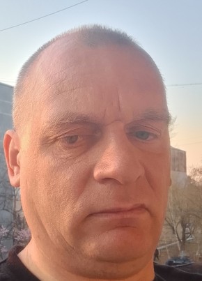 Сергей из Большого Камени 45 лет