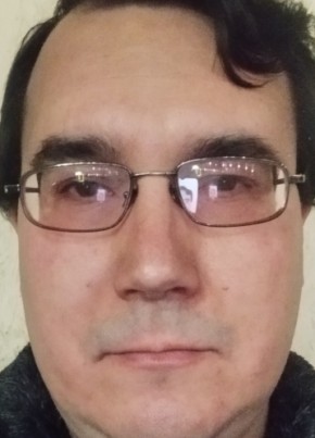 Антон из Саратова 37 лет