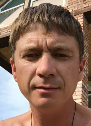 Александр из Саратова 39 лет