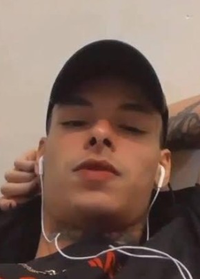 Breno из Afogados da Ingazeira 24 года