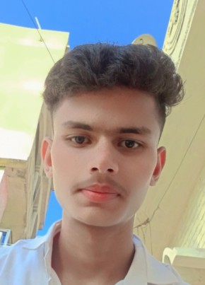 Ravi bhaskar, 18, India, Jahānābād