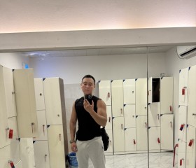 Yura, 27, Daejeon