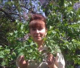 Elena, 69, Moscow