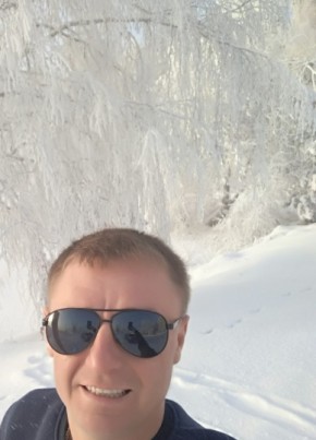 Денис, 40, Россия, Рефтинский