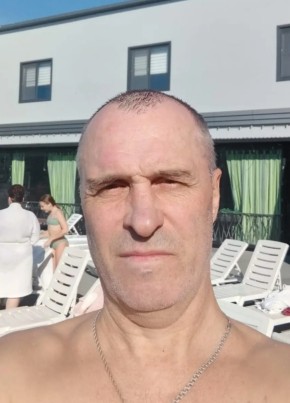 Максим из Киселевска 53 года