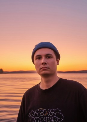 Иван из Екатеринбурга 23 года