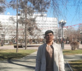 Safarbek, 18, Irkutsk