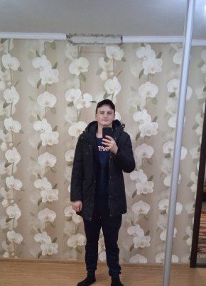 Василий, 26, Россия, Симферополь