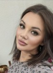 Polina, 25, Moscow