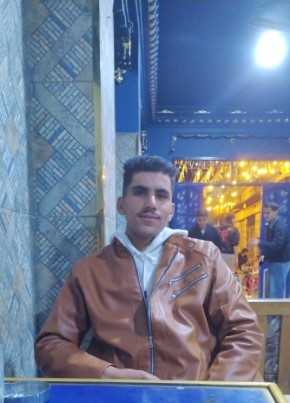 محمد из القاهرة 18 лет