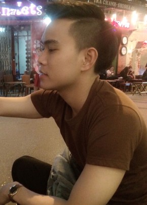 Anh Minh, 33, Công Hòa Xã Hội Chủ Nghĩa Việt Nam, Hà Nội