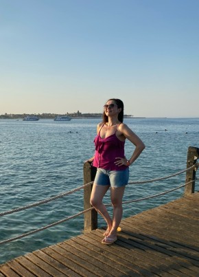 Olga, 53, Russia, Saint Petersburg