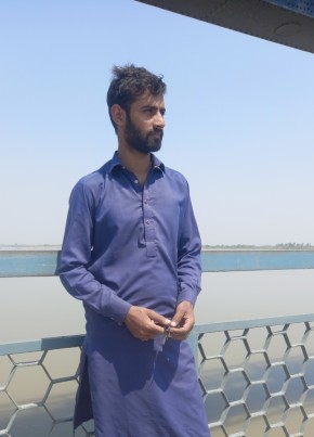 Faisal, 18, پاکستان, مُلتان‎