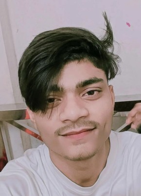 Akash, 22, India, Calcutta